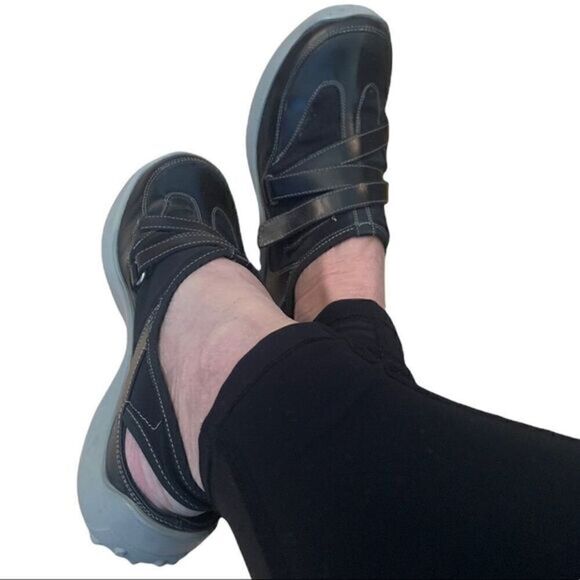 Kenneth Cole Black‎ Sneakers with Back Strap Size 7 - Picture 2 of 12